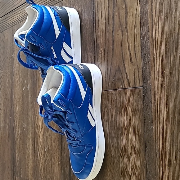 Reebok Kids Shoes - Picture 3 of 7